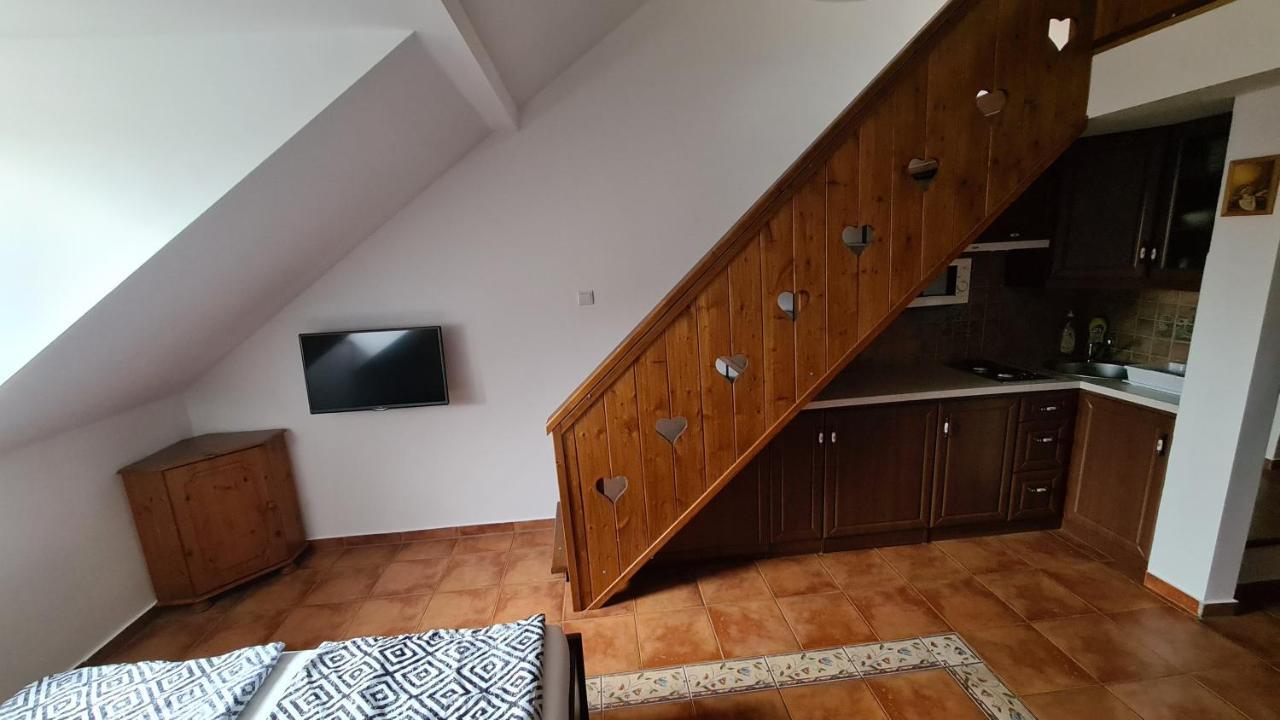 Gyulai Fuerdoe Apartman Экстерьер фото